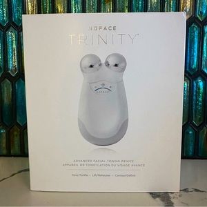 NuFace trinity facial toning device